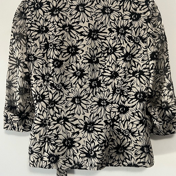 Alex Evenings Jacket Silver and Black Floral Waist Tie Top. Size L - Picture 3 of 12